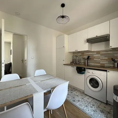 Appartement Le Monterelais : Hypercentre à Montereau-faut-Yonne Extérieur photo