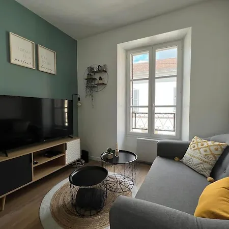 Appartement Le Monterelais : Hypercentre à Montereau-faut-Yonne Extérieur photo